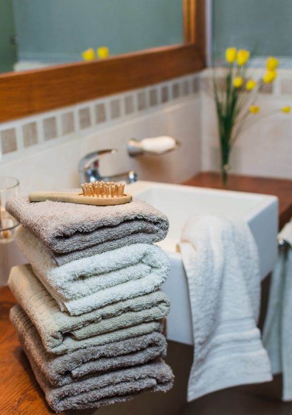 beautiful-composition-spa-bath-concept