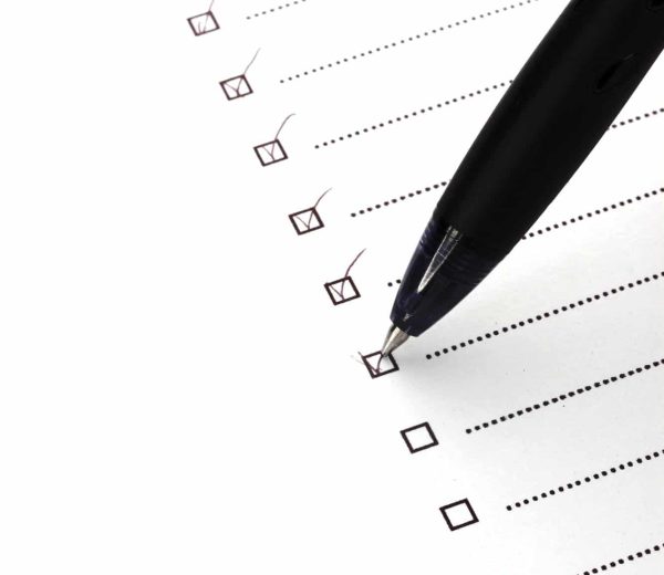 checklist-pen-closeup