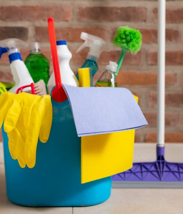 still-life-cleaning-tools